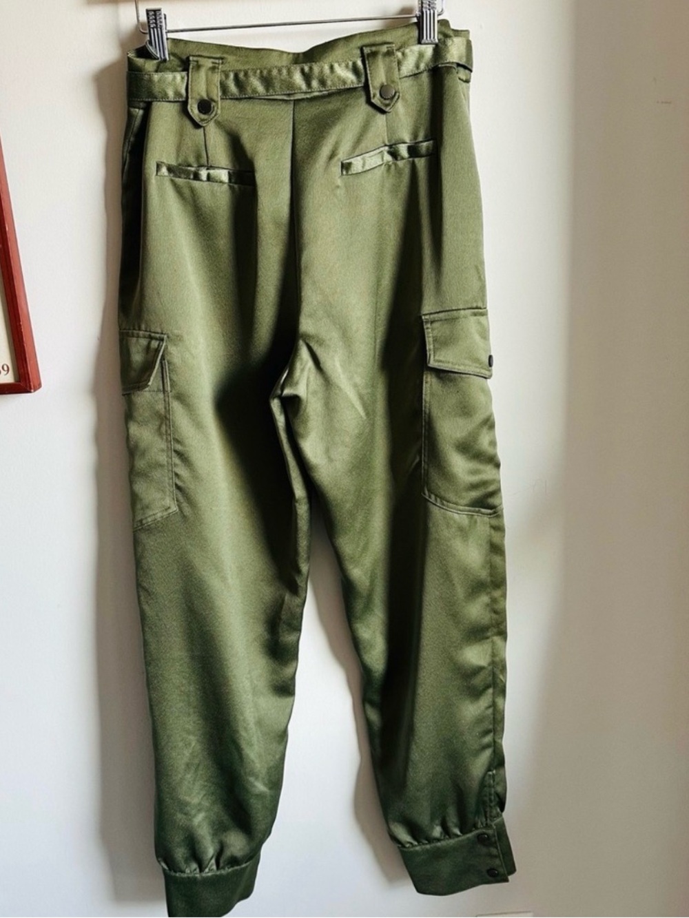GUESS Olive Satin Cargo Jogger Pants | Utility Tapered Ankle | Size 8 - Picture 7 of 7